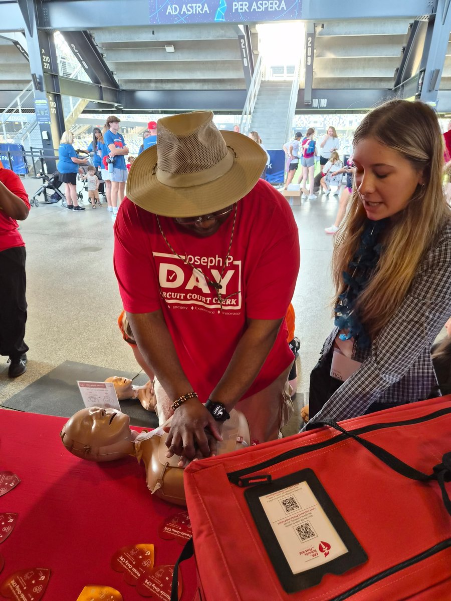 MetroCircuit's tweet image. Proud to join the 2025 Middle Tennessee Heart Walk at GEODIS Park! ❤️ A day of walking, CPR training, and supporting @American_Heart’s mission. #HeartWalk #LifeIsWhy #ServiceIntegrityExperrienceInnovation