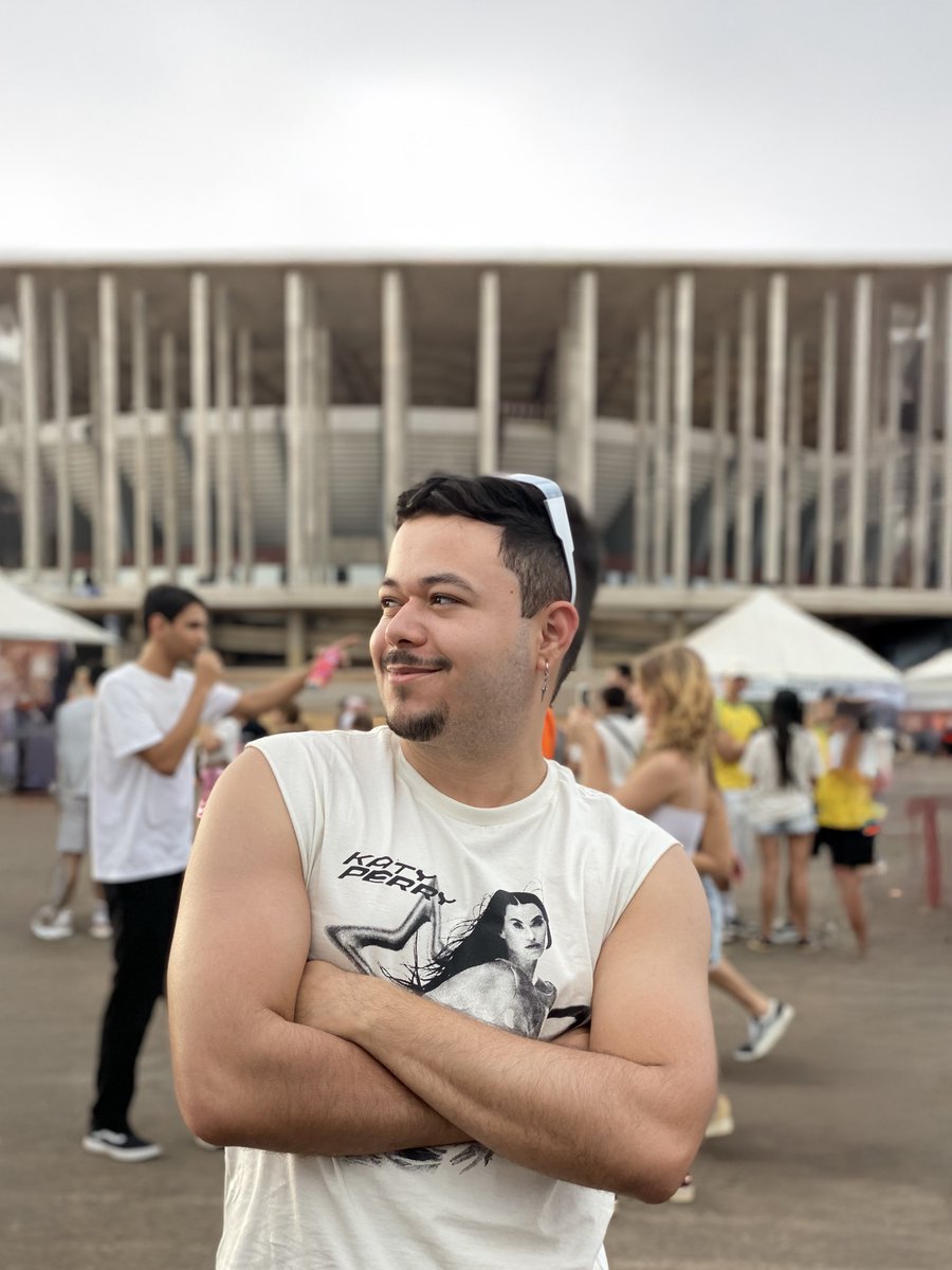 thigsprism's tweet photo. KATY PERRY EM BRASÍLIA AAAAA https://t.co/1LYnCqV3Pm