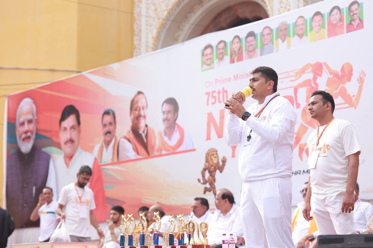Namo Yuva Run 2025 for Nasha Mukta Bharat 📍ratlam
प्रधानमंत्री श्री <a href="/narendramodi/">Narendra Modi</a>  जी के जन्मदिवस के उपलक्ष्य में <a href="/BJYM/">BJYM</a> रतलाम 
द्वारा ऐतिहासिक मैराथन संपन्न हुई
#NaMoYuvaRun75 #ratlam 
<a href="/BJP4India/">BJP</a>
<a href="/JPNadda/">Jagat Prakash Nadda</a> <a href="/Tejasvi_Surya/">Tejasvi Surya</a> 
<a href="/BJP4MP/">BJP Madhya Pradesh</a> <a href="/HitanandSharma/">हितानंद Hitanand</a> 
<a href="/vaibhavpawarmp/">Vaibhav Pawar</a> 
<a href="/ChetanyaKasyap/">Chetanya Kasyap</a>