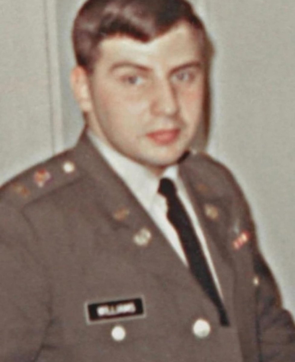 op_hawkeye's tweet image. 9.21.1981 ~ CW3 John Williams 🇺🇸

#OpHawkeyeRemembers #JohnWilliams #160thSOAR #NSDQ @blackhawk160th #supportourSOFcommunity #Operation_Hawkeye

📜 nsa160.com/media/files/fi…