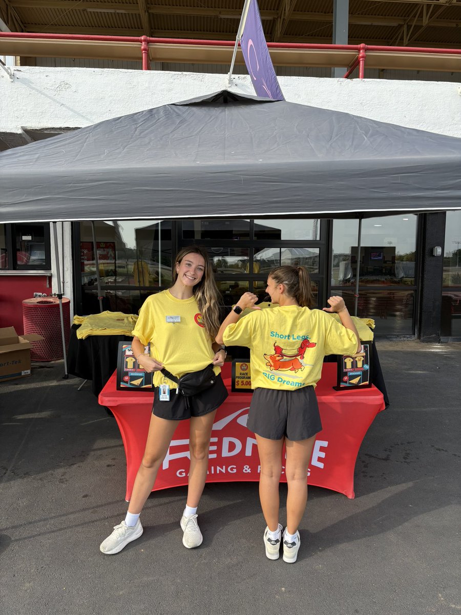 🐶🏁 It’s RACE DAY at Red Mile!
Grab your official Wiener Dog Race T-shirt on sale NOW!👕🐾
Cheer on the fastest little sausages in style! 🌭✨

#wienerdog #FastAndFurry #dogracing #corgis #raceday