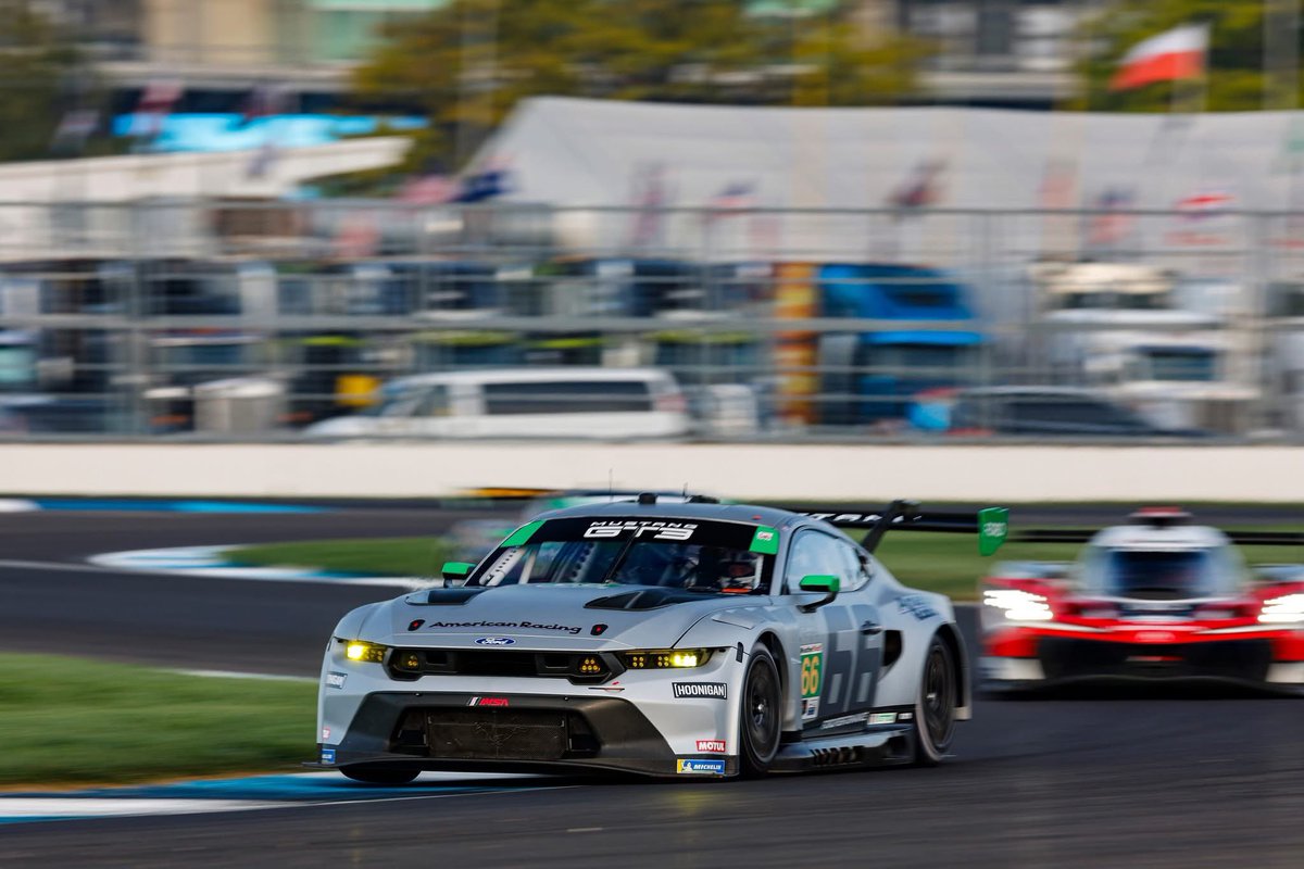 Battle On The Bricks incoming 🔜🧱 

For 🇺🇸 viewers, flag-to-flag coverage is available on Peacock TV, or you can tune in live on NBC from 3:00 to 6:00 PM ET. International audiences can watch along on the IMSA YouTube Channel ▶️