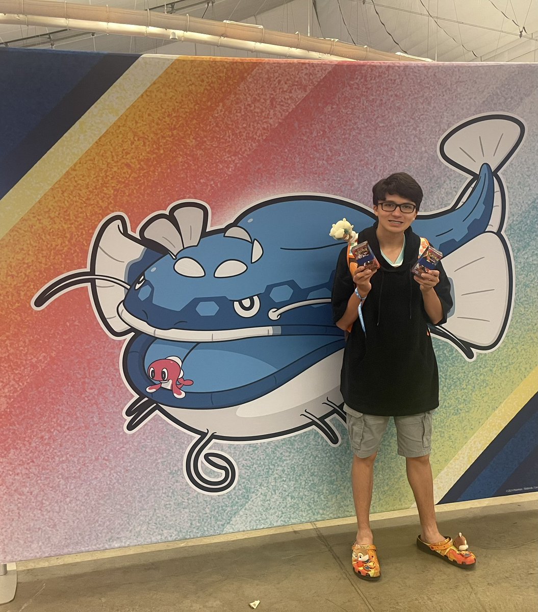 94th for T128 in Pittsburgh 
Played my best Pokemon &amp; was able to convert some should-be auto losses into ties,matchup variance sucks 😭
happy to be going home w points &amp; packs. 

S/O to <a href="/ZachLesagePTCG/">Zach Lesage</a> &amp; <a href="/Dreamjew/">TSS | Josh ➡️Pittsburgh</a> for the mentorship &amp;support as always 🫶🏼