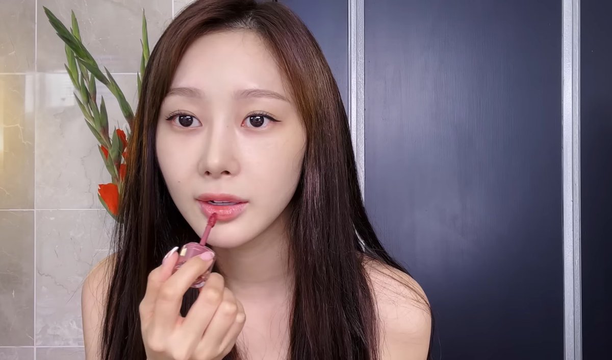 yuyudayo0924's tweet image. やっぱ眉毛って薄い方が断然可愛いよね、しかも色抜いた感じじゃなくて自眉毛から薄くて整ってる感じ(伝われ)眉アートでは作れない素材感みたいなやつ憧れ