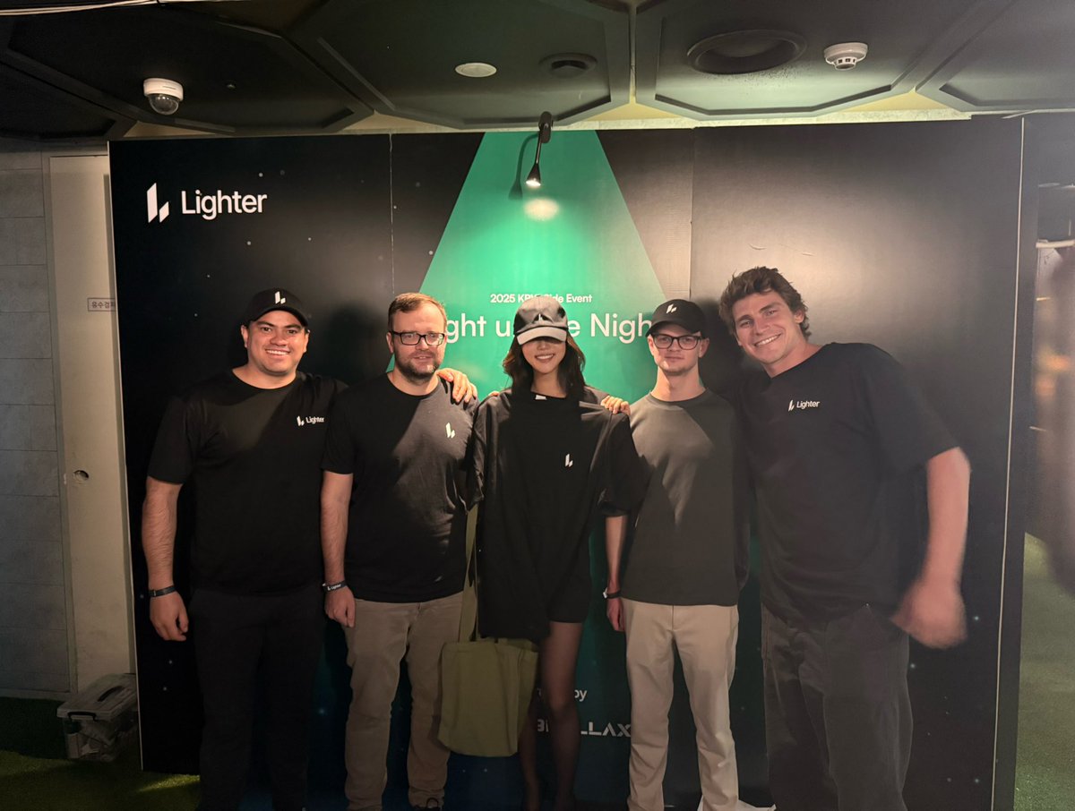 evathecat🐈⬛🩵 tweet media