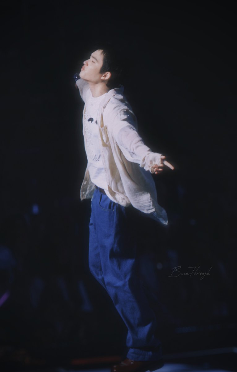 beenthroughdks's tweet image. 20250920 「DO it !」in Macau

🌖Fly Me to the Moon

#DOit_inMacau 
#경수 #디오 #도경수 #KYUNGSOO #DO (D.O.) #Dohkyungsoo #都暻秀 #ド・ギョンス 
@companysoosoo_