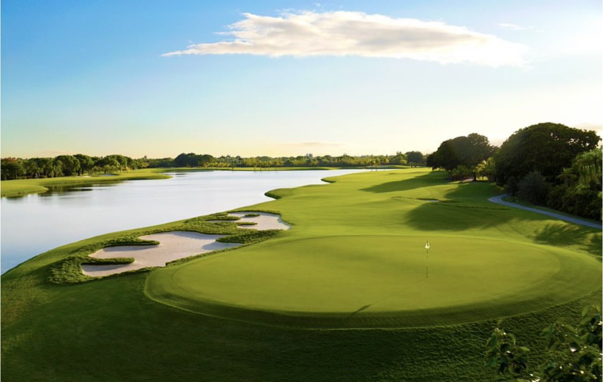 TrumpDoral's tweet image. ⛳️ Sundays hit different when you’re out on the course — fresh air, good swings, and plenty of laughs. The perfect reset before Monday. 🌞🏌️‍♂️