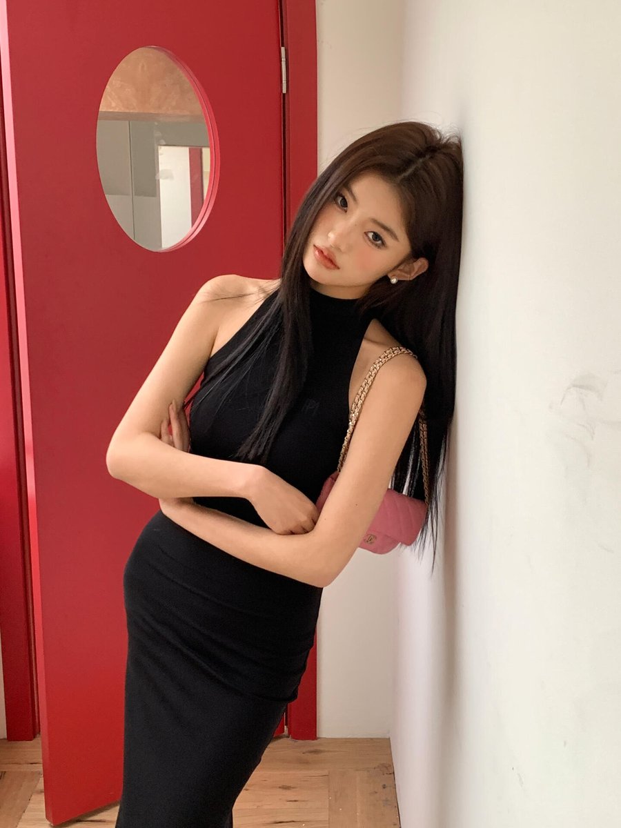 violattce's tweet image. The face                                   The song