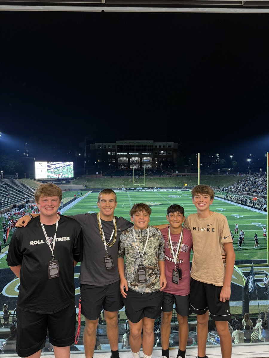 Well that was a lot of fun! <a href="/LindenwoodFB/">Lindenwood Football</a> with a 30-27 home win against Stony Brook! The weather came in a hurry but didn’t stop tailgating, end up being a beautiful night. 

We had a great time hosting <a href="/LUMensBball/">Lindenwood Men’s Basketball</a>, <a href="/LindenwoodWBB/">Lindenwood Women’s Basketball</a>,  and MLB network anchor Greg Amsinger. Thanks