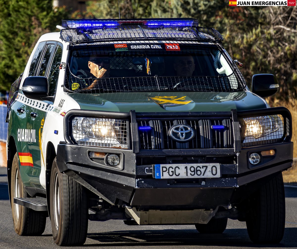 Toyots Land Cruiser. Guardia Civil (GRS) #guardiacivil #grs  #lavuelta25