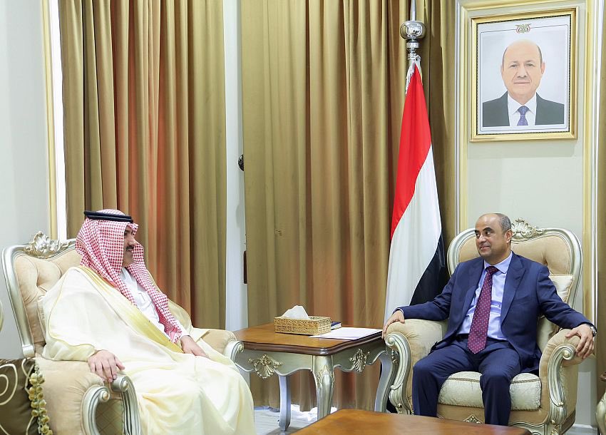 رئيس الوزراء يستقبل سفير المملكة العربية السعودية

الرياض :

استقبل رئيس مجلس الوزراء، سالم صالح بن بريك، اليوم الاحد، سفير المملكة العربية السعودية، المشرف العام على البرنامج السعودي لتنمية وإعمار اليمن، محمد بن سعيد آل جابر.