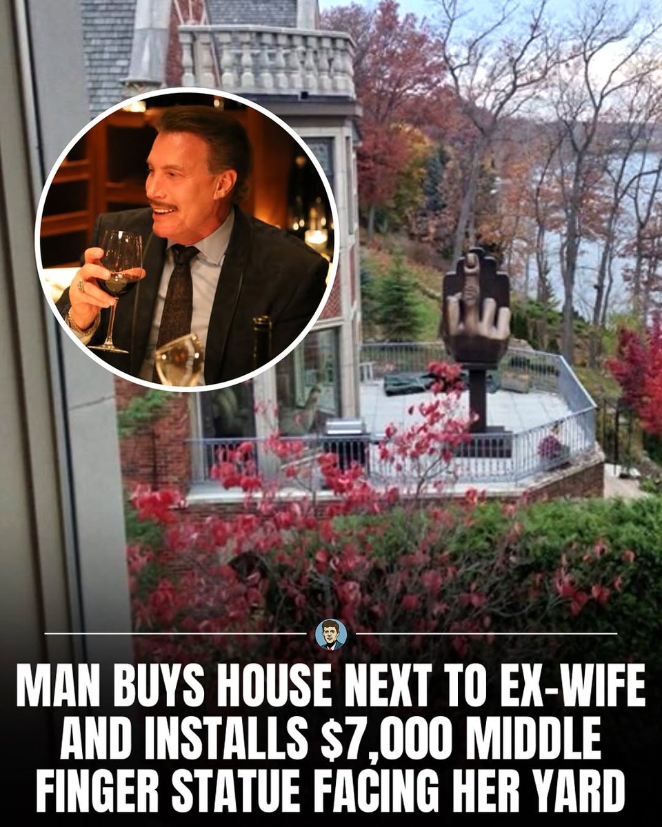 He still loves her 😂