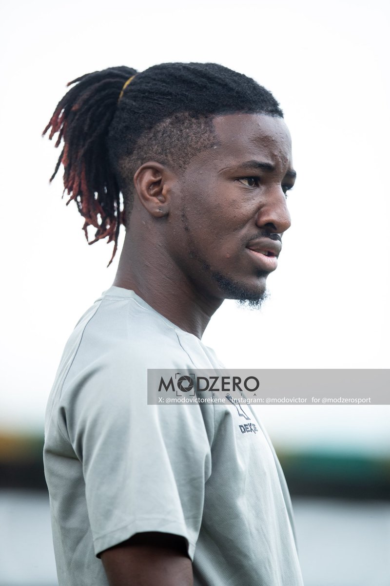 Modzerosport's tweet image. Live

@RemoStarsSC vs US Zilimadjou in @CAF_Online @CAFCLCC qualifying round 

Photo: @modovictorekene for @Modzerosport 

Cc @CAF_Media