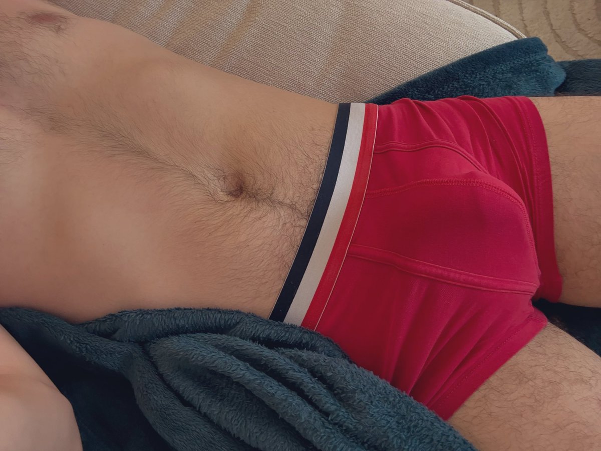 french_regular's tweet photo. Le soleil me manque déjà 💦 https://t.co/aLctrn99v7