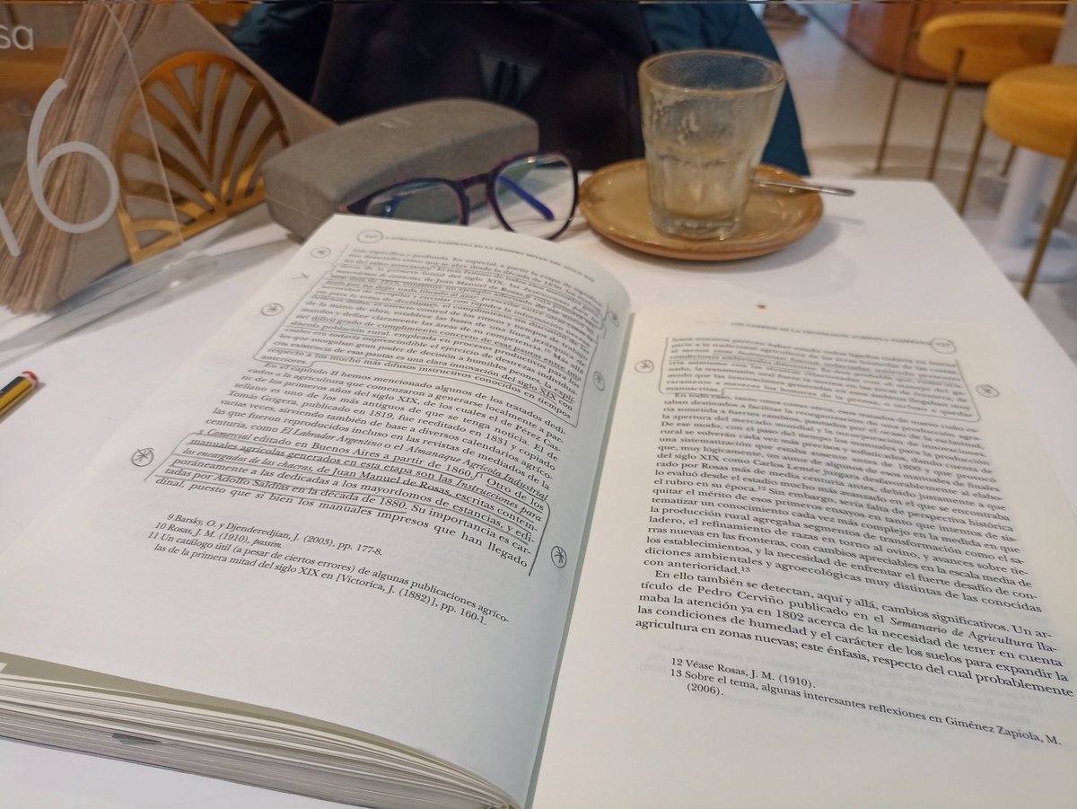 SOY CUANDO LEO
Historia del Capitalismo Agrario Pampeano, 
de Julio Djenderedjian