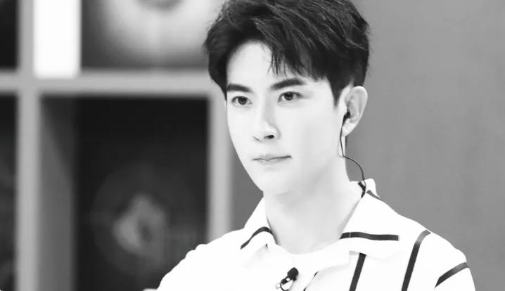 Shanghai Daily on X: "Three people have been detained for spreading false  rumors about the death of actor Yu Menglong (37). Beijing police confirmed  he died from an accidental fall after drinking,
