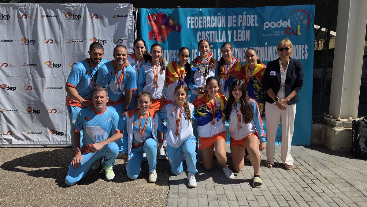 🥉 TERCERAS de ESPAÑA  en 1ª categoría 📸

 🤜🏻Orgullo absoluto de nuestra cantera FPCV 🤛🏻

@gvaesport <a href="/comunitatesport/">Comunitat de l'Esport</a> <a href="/bullpadelsport/">Bullpadel</a> @vitaldin_sport

#FPCV #PadelCV #CanteraFPCV #CESSAAM