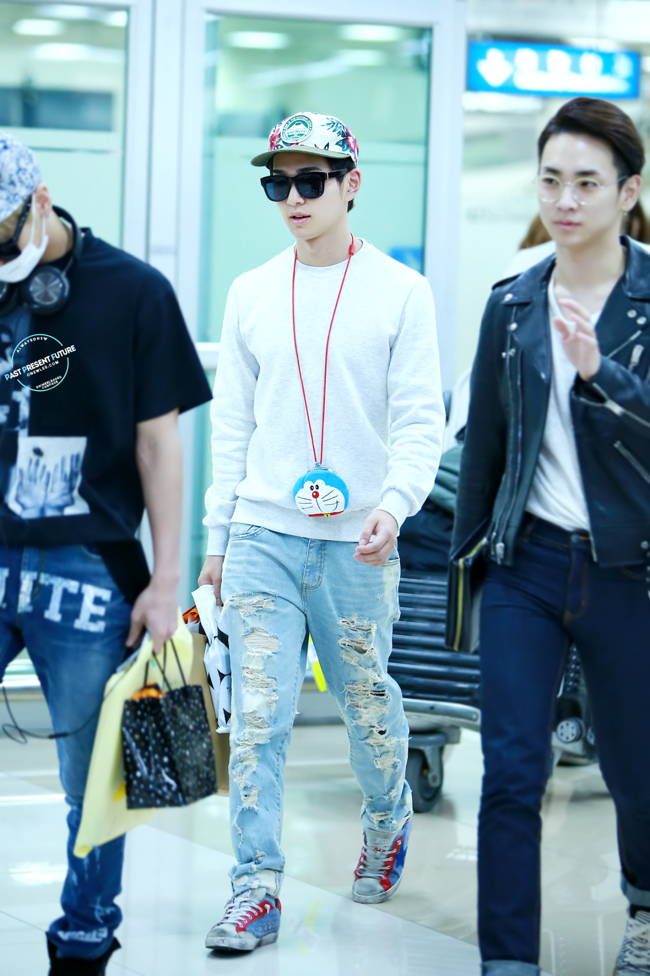 SHINee ユニフォーム オニュ ONEW 最終価格】SHINee ONEW ユニフォーム - メルカリ