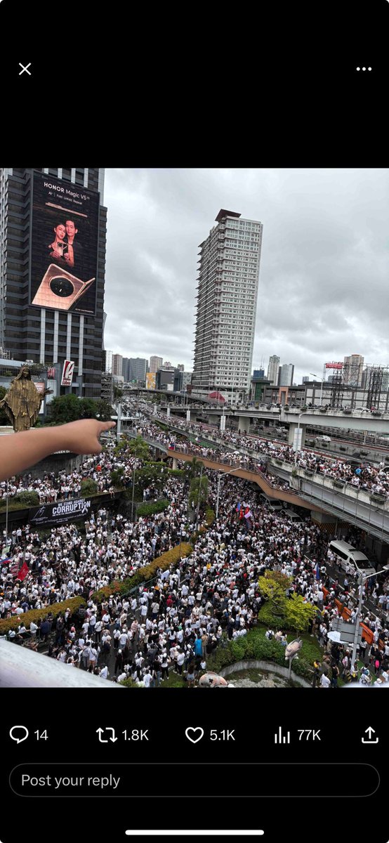 The BenchWarmer tweet media