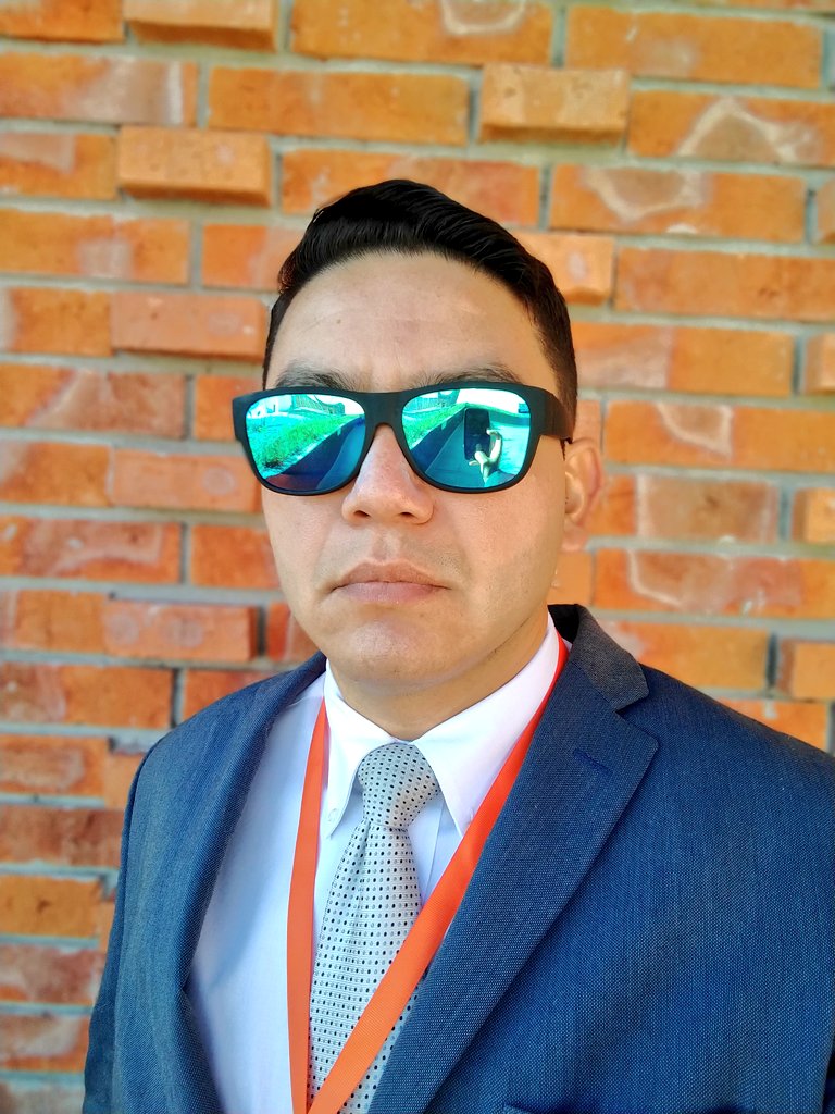 danielusivo's tweet image. Asignado a la sección donde dará el sol todo el día, claro que sí. 😁🌞
#JW #circuitAssembly