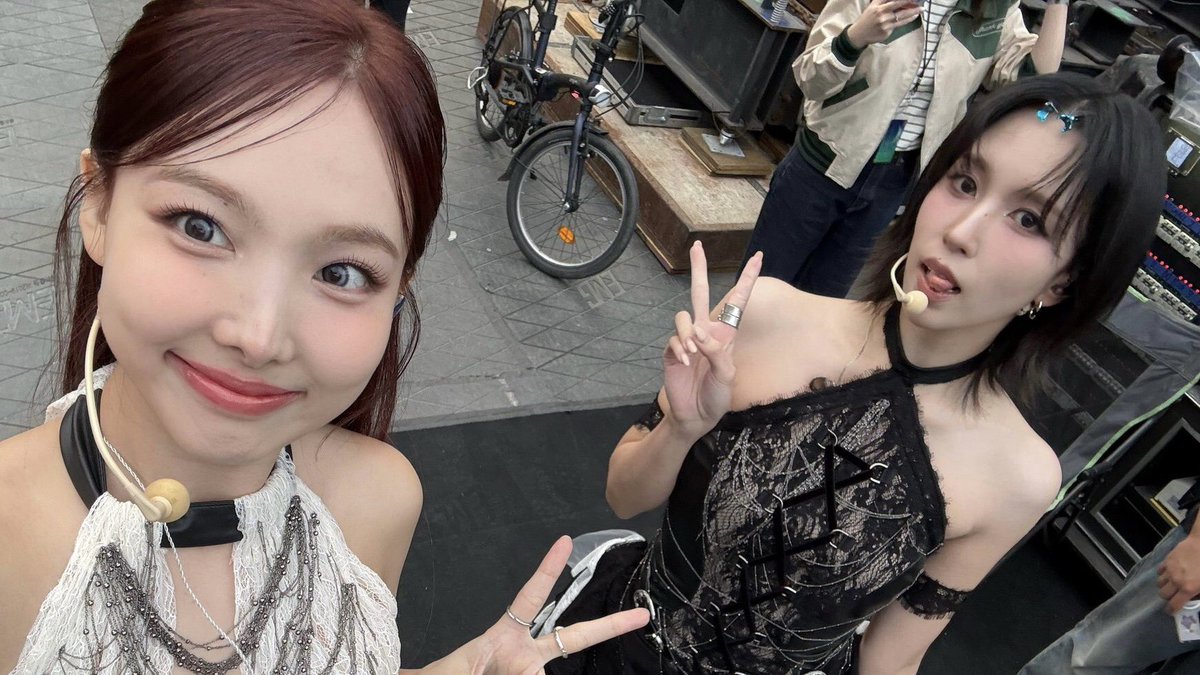 swan_mitang's tweet photo. Happy Birthday, Nayeon unnie!🐰🩵🎂 

#ABCD완벽한_나연이의_생일
#MeeeeeeWithNayeon #HappyNAYEONday https://t.co/Mb5XvF9ZAZ