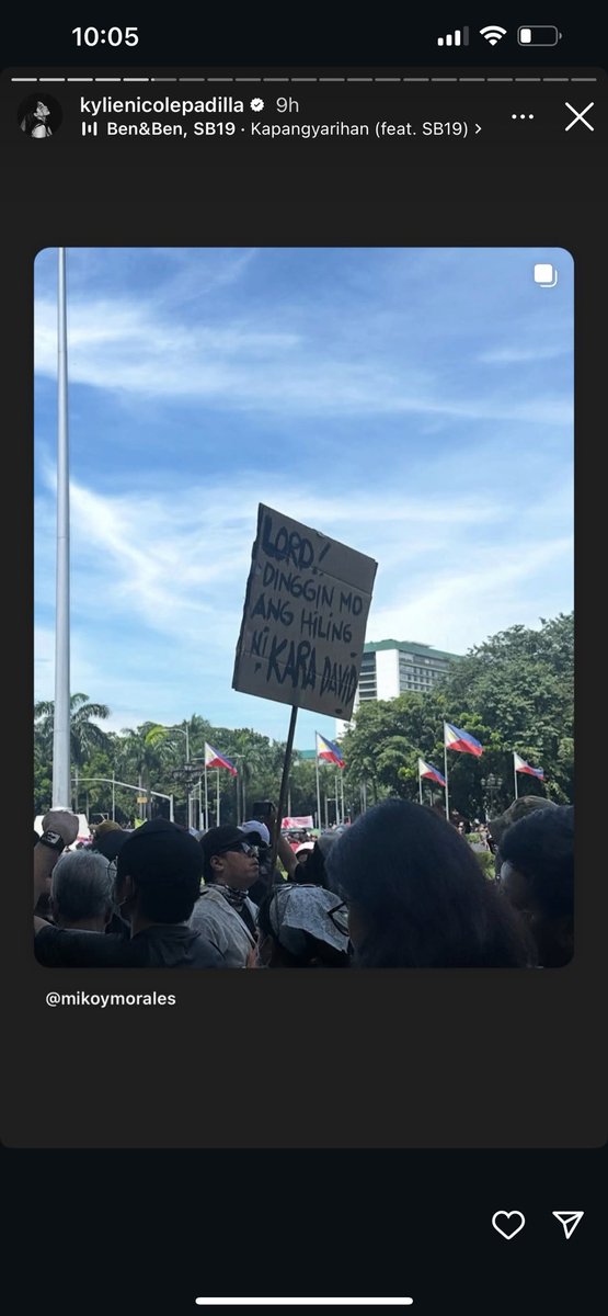 Kylie Padilla, ANAK NI ROBIN PADILLA. 

Ngayon niyo siya sabihan na pagsabihan niya rin ang TATAY niya. Ngayon niyo ibalewala ang paninindigan niya kasi ANAK siya ni Robin Padilla.

Hindi niyo gagawin? Bakit? Kasi hindi siya si Daniel Padilla? 🫩🥱