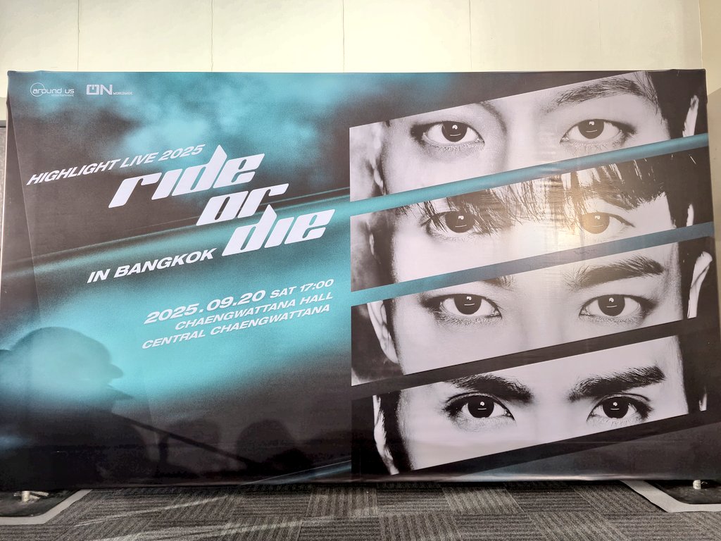 AnnUrLight15's tweet photo. 200925 | HIGHLIGHT LIVE 2025 | RIDE OR DIE IN BANGKOK | CENTRAL CHAENGWATTANA HALL
THANK YOU! @Highlight_AUent @ONworldwideTH
Byu- Light TH 🙏🫶💡🌹
#HIGHLIGHT #BEAST #LIGHT #B2UTY #RIDE_OR_DIE_IN_BANGKOK #CWN https://t.co/dFajxNDo8Y