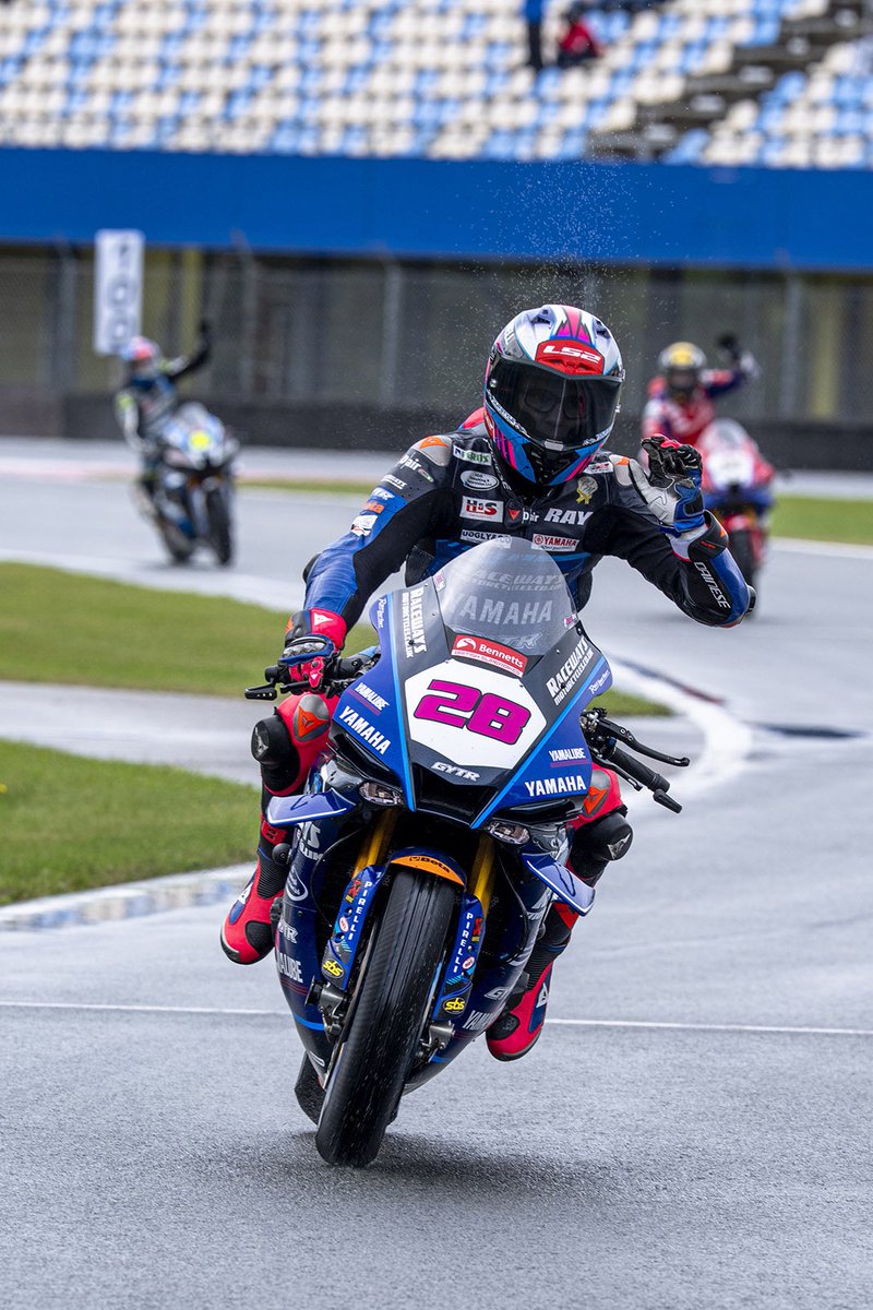 Raceways Motorcycles tweet media