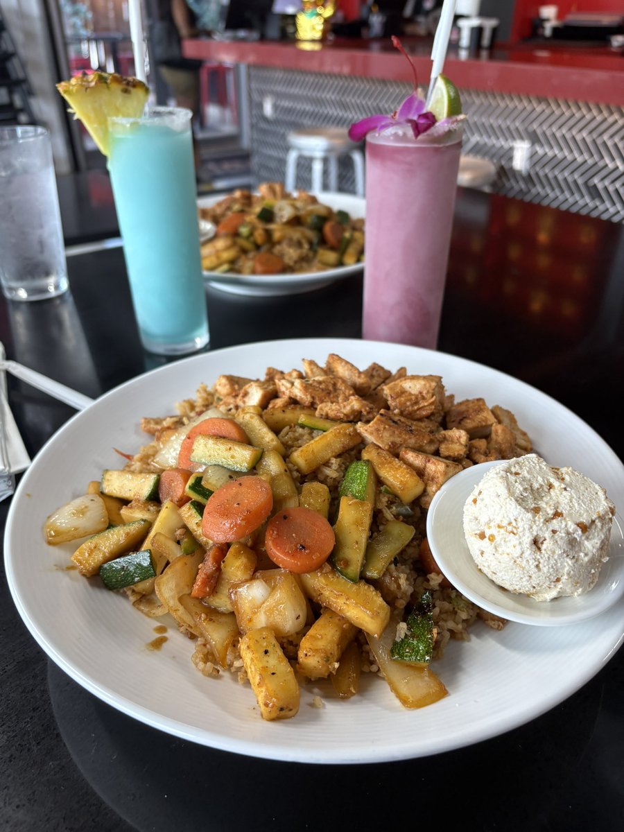 Apollo_Natasha's tweet photo. Walking around enjoying Houston with Apollo 🥰 Lunch &amp; drinks covered by a pathetic cuck simply because we deserve it. 💸 https://t.co/pPrYWEBiGc