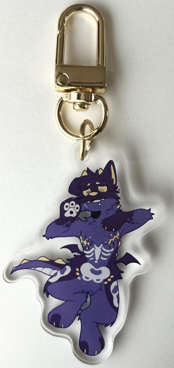Kazookaz0x's tweet photo. Hello everynyan‼️ I forgot to post them yesterday but I got to see my charms n stickers n such! They’re really little because of the package deal I did as a test but I def wanna do bigger stuff in the future :3 https://t.co/wTbqpUWTVZ