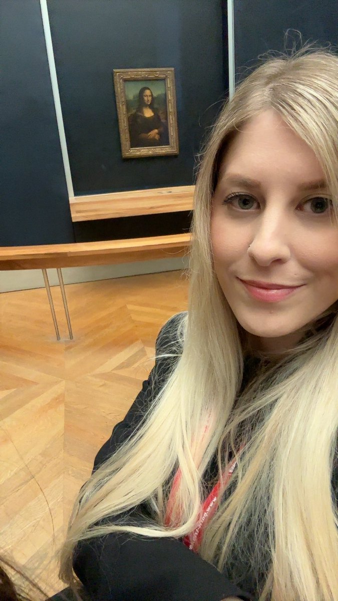 Today I saw the most famous painting in the world. The Mona Lisa. #paris #louvre #monalisa #leonardodavinci