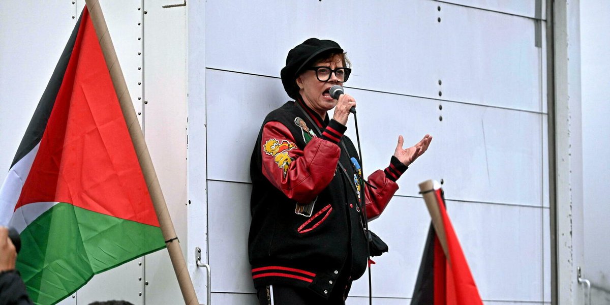 Au fait, quelqu'un a des nouvelles de #SusanSarandon, qui devait rejoindre la #flottille le 31 août ?
Je ne trouve rien à son sujet ?