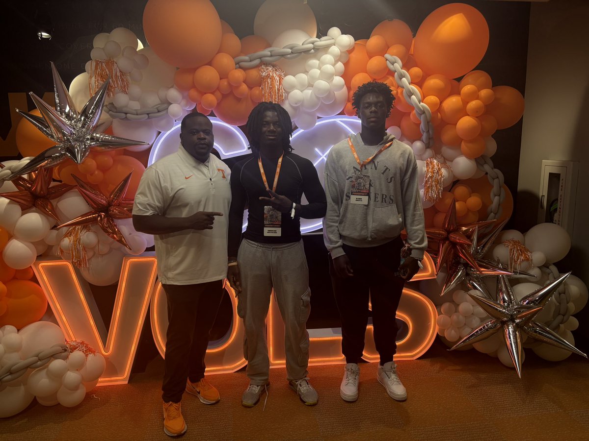 mjevans2008's tweet image. Had a great time on Rocky Top yesterday. Thanks for having me I can’t wait to be back!!! @coachabrams @coachg76 @Vol_Football @AL6AFootball @HallTechSports1 @DownSouthFb1