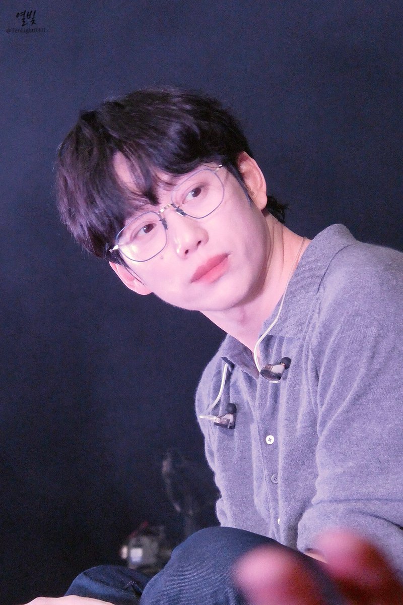 250921 광산뮤직ON페스티벌

소녀들 출석체크하는 권🤓

#권정열 #십센치 #10cm