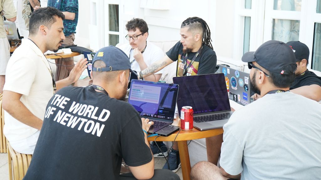 Hack Meridian fue una experiencia increíble: intercambio de conocimientos, networking, mucho aprendizaje y nuevos proyectos que se vienen con todo 🔥

Todo esto fue posible gracias a <a href="/nearxschool/">NearX</a> y @buildonstellar por hacerlo realidad 🙌