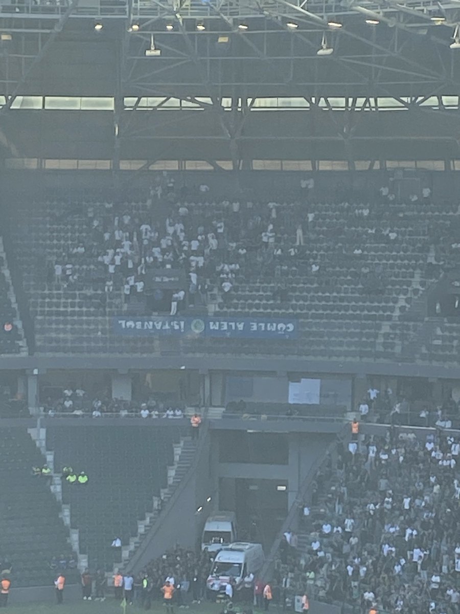 Pankartınız bile ters bolmmmm