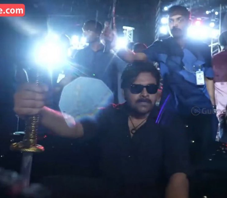 Plant_Warrior's tweet image. Audio function ki kuda dupe ni theeskocharu kada ra 😹 #OGPreReleaseEvent