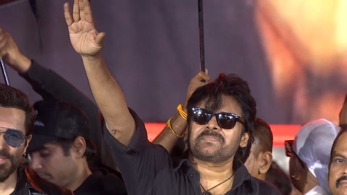 shreyasmedia's tweet photo. They Call Him #OG ........... We Call Him #PowerStrom ....💥💥
#OGTrailer #TheyCallHimOG #OGConcert https://t.co/Q1X8ejmW1v