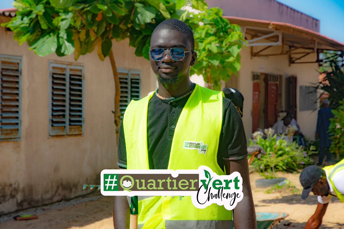 Notre ambassadrice <a href="/Mtybon00/">tybon00</a> a reçu hier les boudioumans et oundous du #QuartierVertChallenge à l’école primaire Alioune Gaye de Tivaouane Diaksao. L’école est prête pour accueillir les élèves à la rentrée !