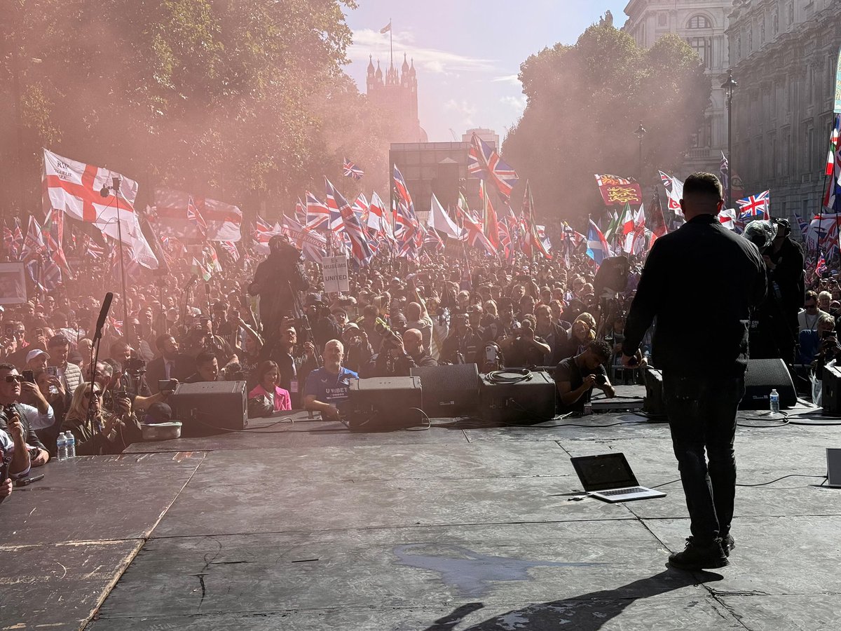Tommy Robinson 🇬🇧 tweet media