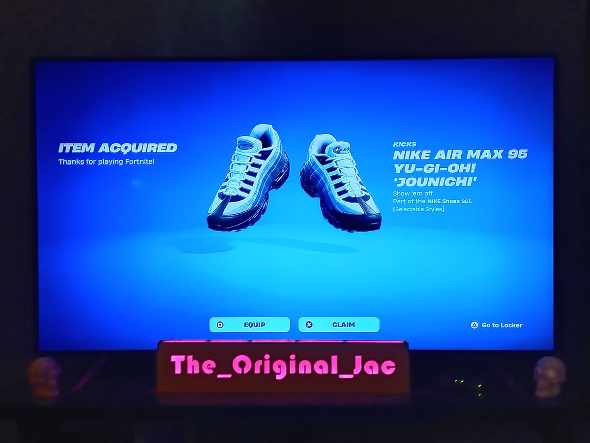 JackJ40543's tweet photo. @InsoIsHere
Use Support A Creator Code InsoIsHere In Your Fortnite Item Shop
#SupportTheHomie
#TeamInso
#FortniteRealOGs
Finally Released This Skin.. I Been Waiting A Month For It To Drop... & Ofcourse I Had To Get The New Nikes π https://t.co/VdeBwvZwmK
