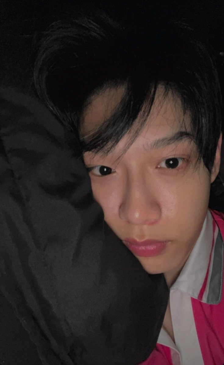 Siraya_ayaris's tweet image. แน่จริงก็กลับมาเนียนบอกฝันดีกันอีกดิ