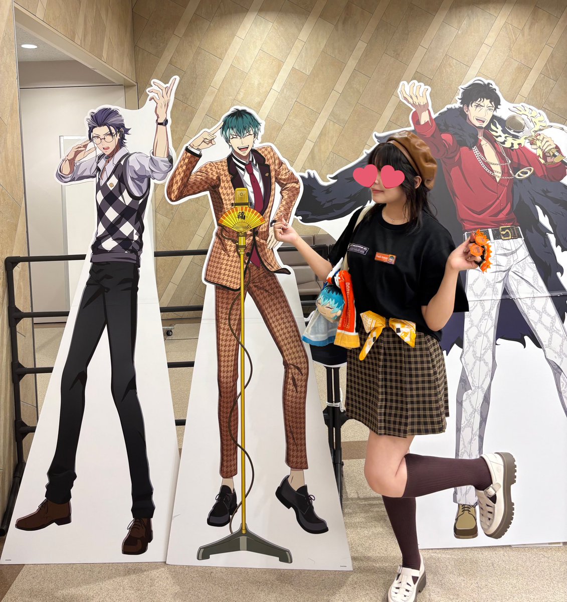 10nu___31_'s tweet photo. 2日目はパネルとも撮れて大大満足でございました⟡.·ちゃんと両日酒飲んで帰った、よ〜〜〜ぉ https://t.co/lY2L8FAHkO