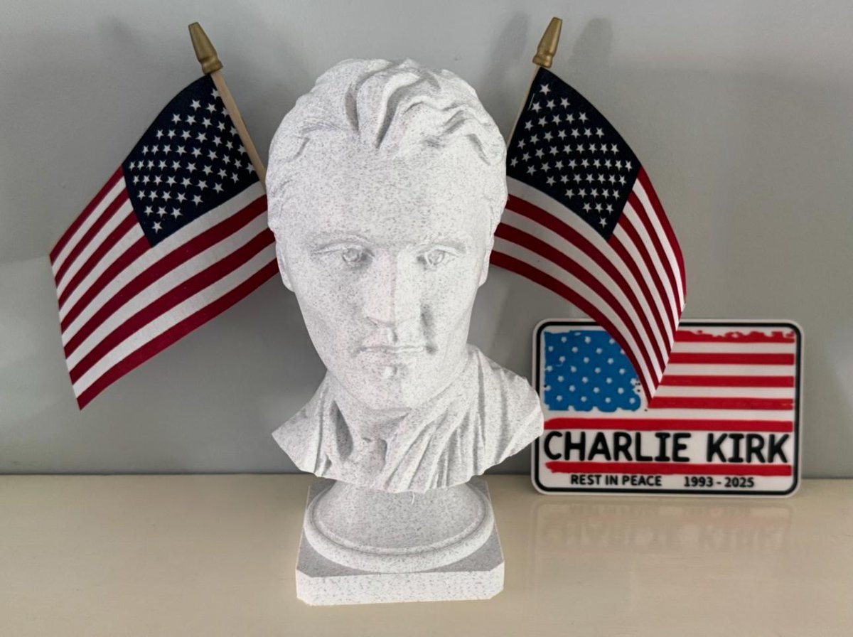 ItsHandbag's tweet image. Grandson has 3D printed a memorial bust for Charlie kirk @TPUSA @realDonaldTrump @bennyjohnson @RubinReport