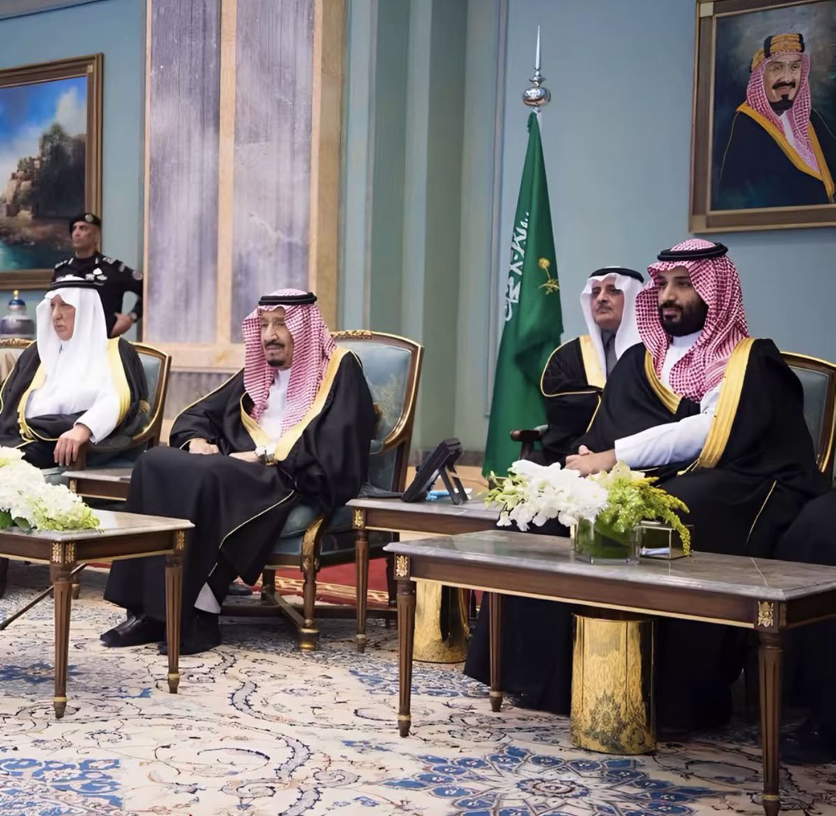 <a href="/Omar_Madaniah/">عمر مدنيه</a> ليس بغريبٍ على قيادتنا الرشيدة هذا الإخلاص والتفاني في حل قضايا أمتينا العربية والإسلامية، وعلى رأسها القضية الفلسطينية.  فجهود المملكة العربية السعودية لم تتوقف يومًا في سبيل نصرة الحق الفلسطيني، وسعيها الدائم لإقامة الدولة الفلسطينية المستقلة وعاصمتها القدس الشريف.