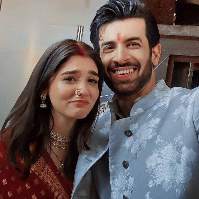 manvieditss's tweet photo. never gonna forgive ekta and balaji for ruining these beautiful people's smiles. 

RAAJ KARO PRASHIV 
#KumkumBhagya #Prashiv #NamikPaul #PranaliRathod https://t.co/kSTozO2rK1