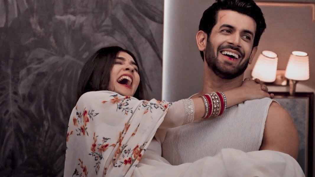 manvieditss's tweet photo. RAAJ KARO PRASHIV 
#KumkumBhagya #Prashiv #NamikPaul #PranaliRathod https://t.co/YOnmZZf0zB