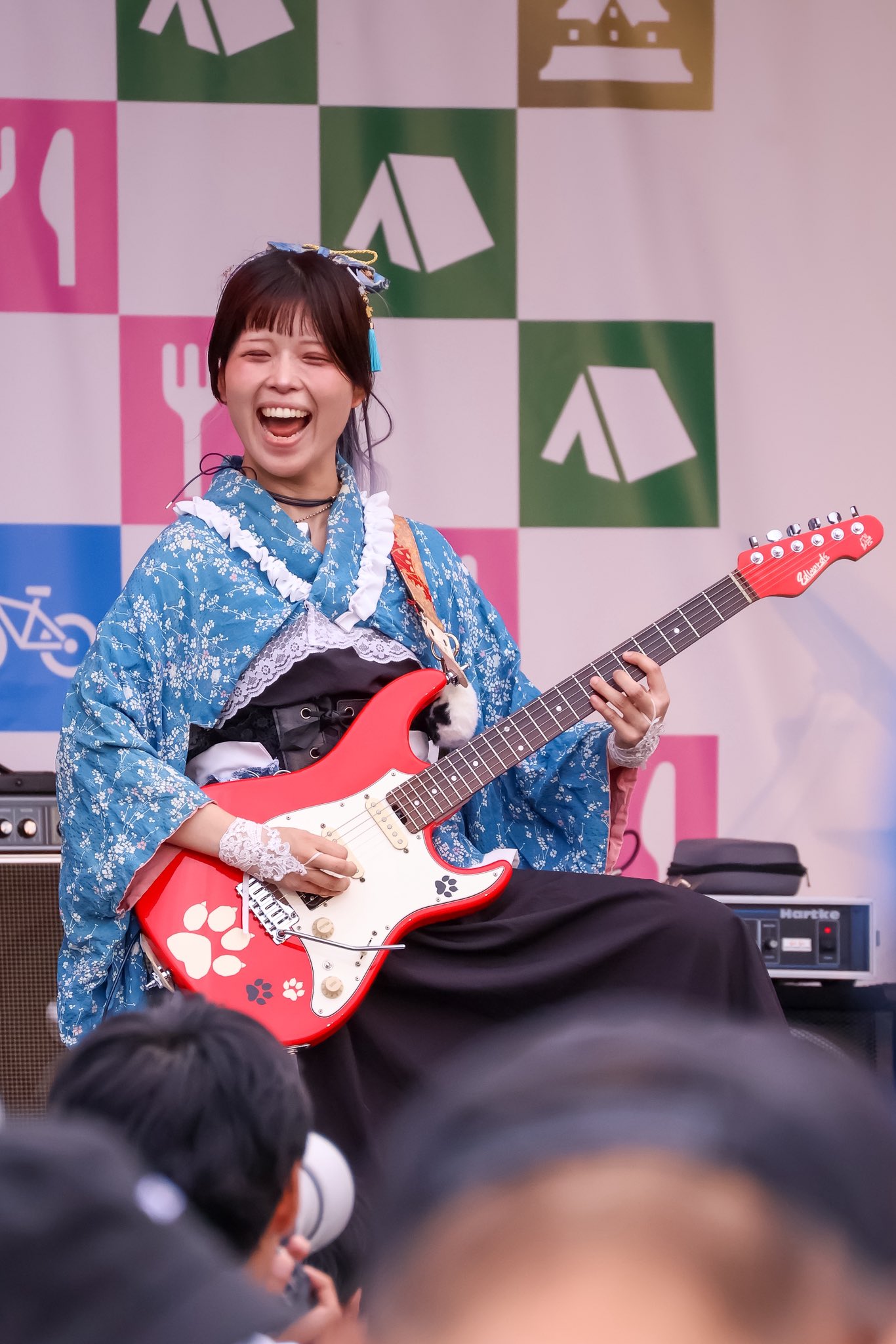 soraページ アシトレスニーカー – BMZ公式