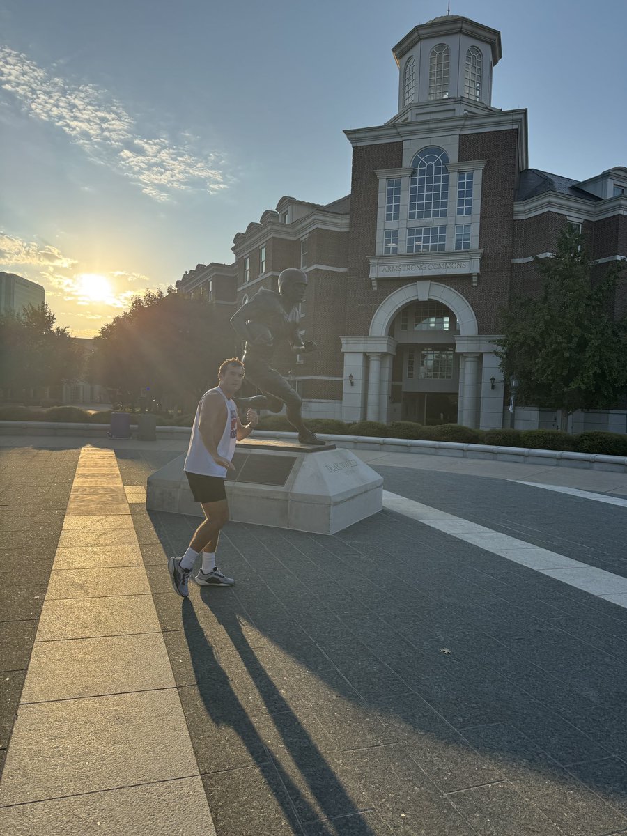 postedguy's tweet image. Pull the lever Kronk