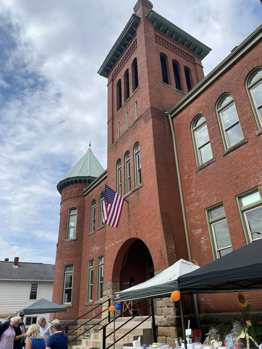 RepMarkosek's tweet image. I had a great time at the annual Pitcairn Schoolhouse Block party on Saturday afternoon, hosted by the Pitcairn Historical Society!